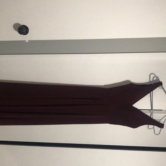 Sorella Vita gown, burgundy, size 8, 8862 style - Picture 6 of 8